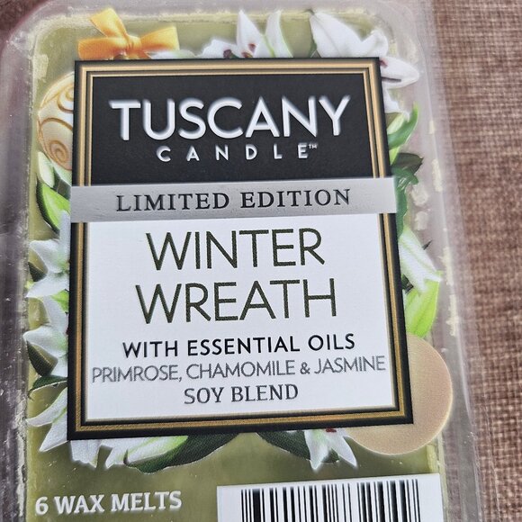 Tuscany Candle Santa With Holly Fragrance Melt Warmer Limited Edition - Picture 10 of 13